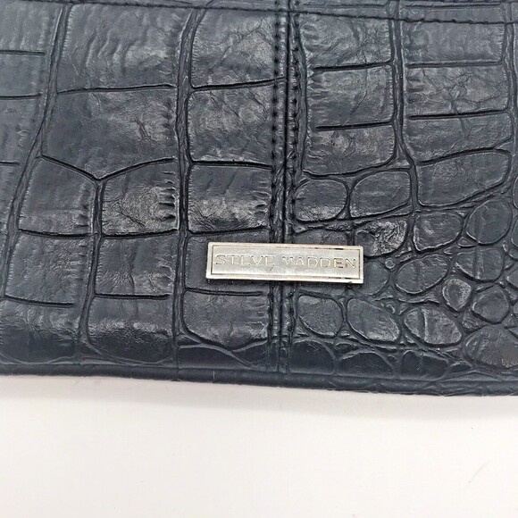 Steve Madden Black Croc Embossed Faux Leather Zip Close Ruffled Wallet Wristlet - Picture 5 of 9